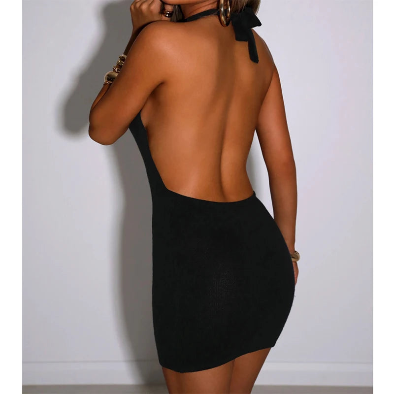 Vestido Mini Bodycon Cut Out Halter