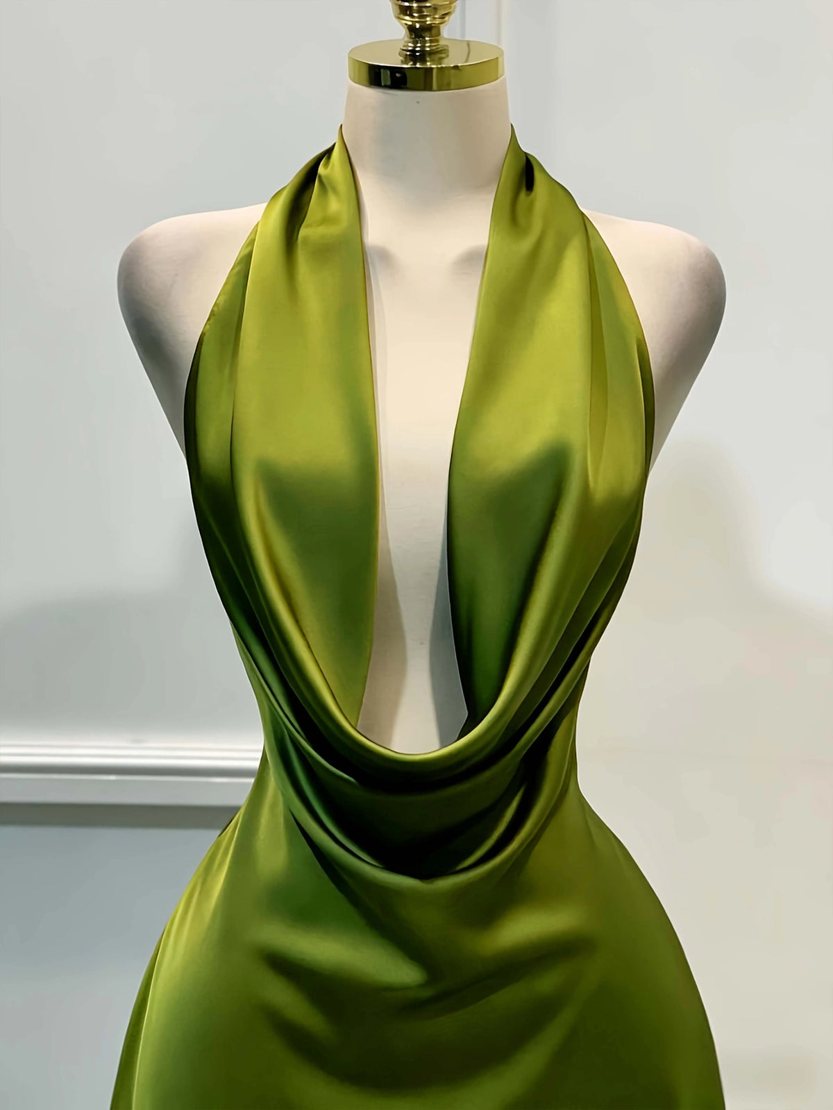 Vestido Midi Satén Espalda Abierta