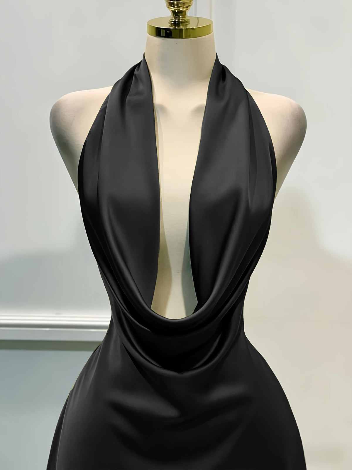 Vestido Midi Satén Espalda Abierta